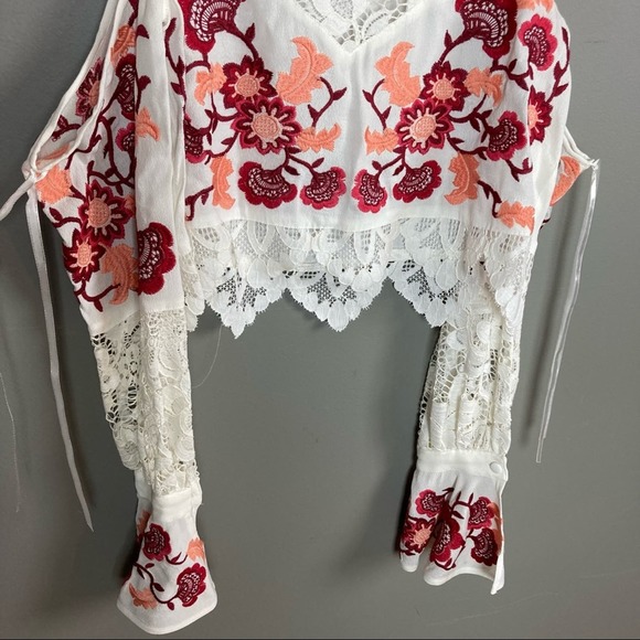 For Love and Lemons top Extra Small sleeves Cecelia Crop embroidered lace - Picture 8 of 10